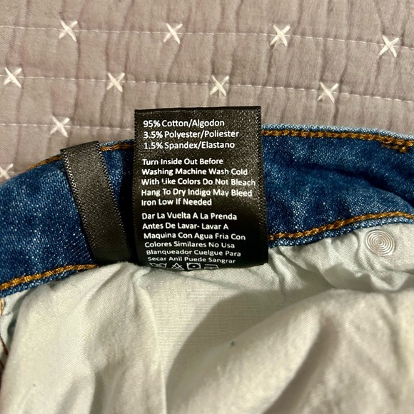 Risen Blue Distressed Jean Shorts Size 2XL - Picture 6 of 6